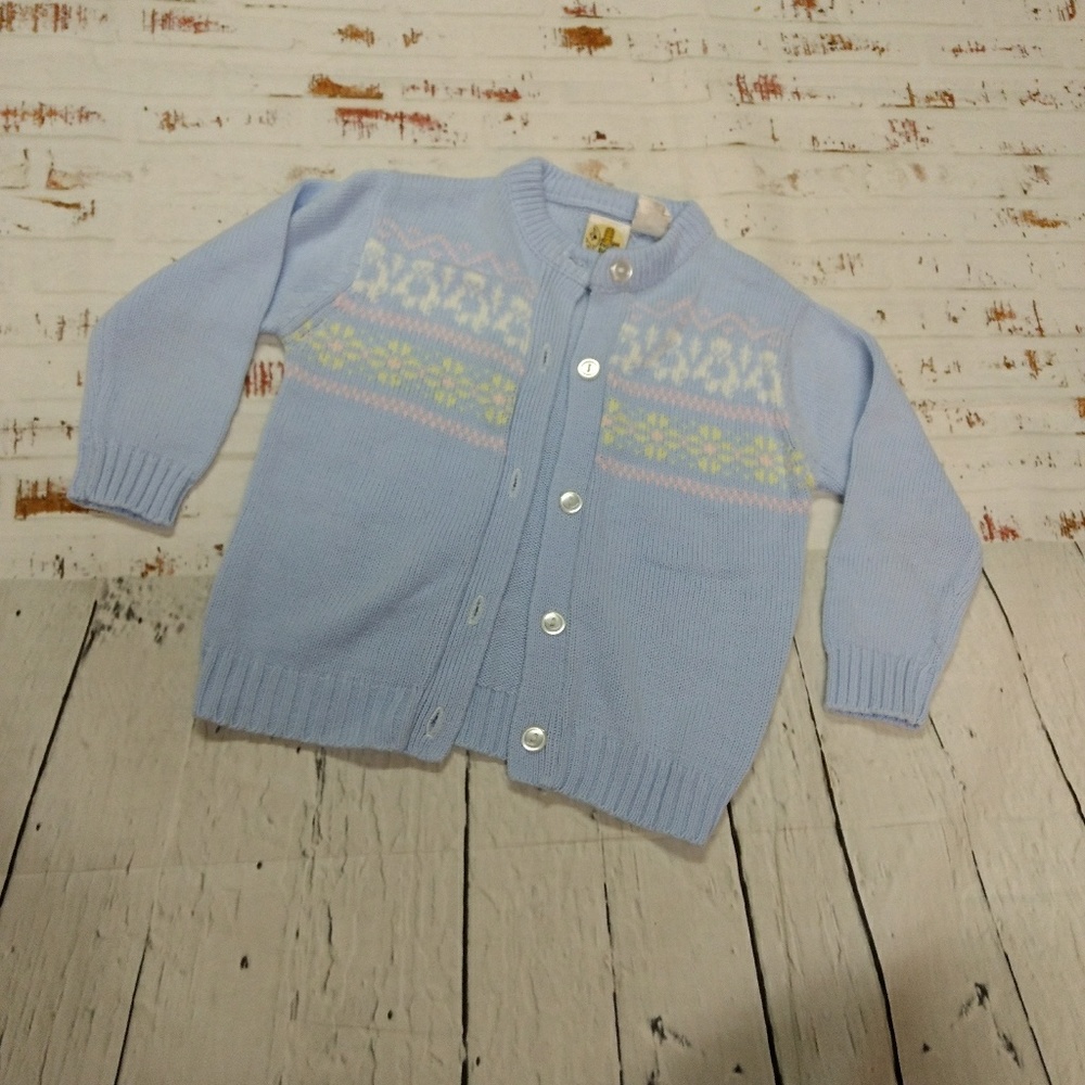 Vintage unisex children's sweater (71)